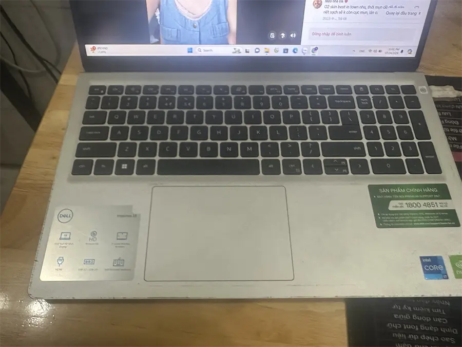 Khách hàng review Laptop Dell Inspiron 15 3530 i7 1355U/16GB/512GB/2GB MX550/OfficeHS/Win11 (N3530I716W1) 2