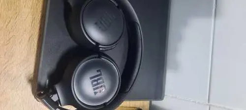 Khách hàng review Tai nghe Bluetooth Chụp Tai JBL Tune 520BT 3