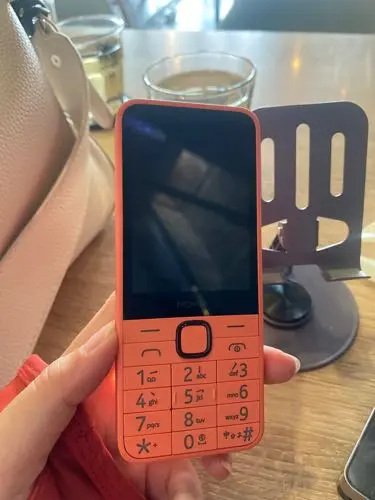 Khách hàng review Điện thoại Nokia 220 4G 10