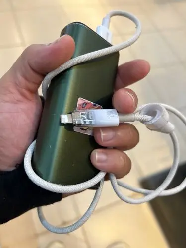 Khách hàng review Cáp Lightning 1m Baseus Explorer CB000041 1