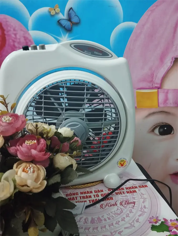 Khách hàng review Quạt hộp Senko 5 cánh BD230 28W 3