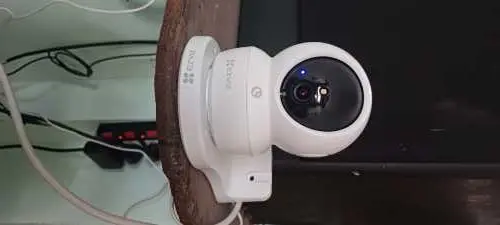 Khách hàng review Camera IP 360 Độ 4MP EZVIZ H6C Pro 1