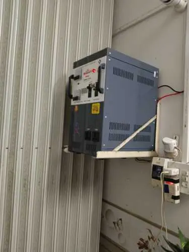 Khách hàng review Ổn áp Robot 1 pha 10KVA 150 2