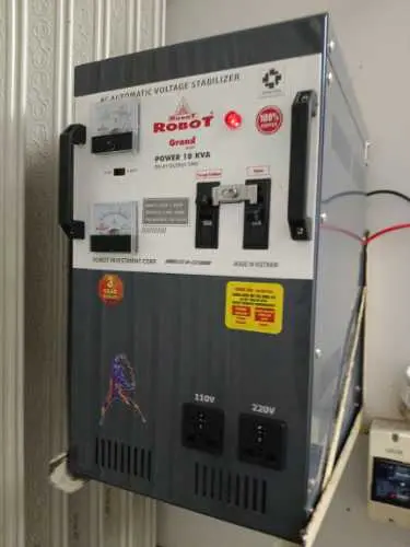 Khách hàng review Ổn áp Robot 1 pha 10KVA 150 3