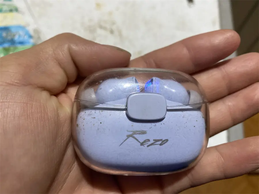 Khách hàng review Tai nghe Bluetooth True Wireless Rezo Air 1