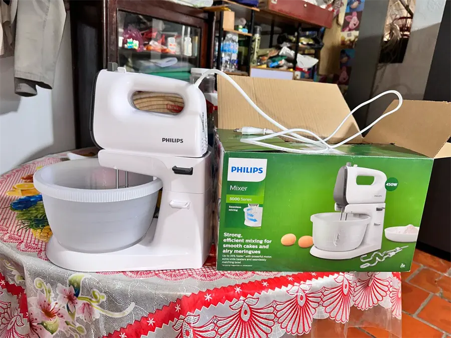 Khách hàng review Máy nhồi bột đánh trứng Philips HR3745/00 2