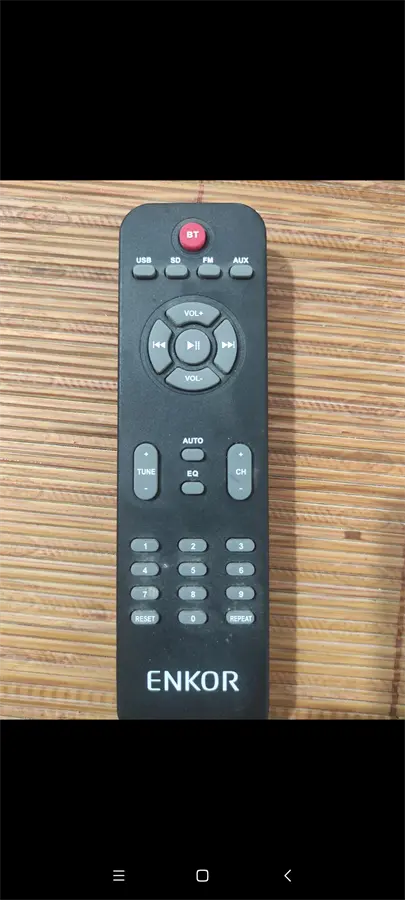 Khách hàng review Loa vi tính Bluetooth Enkor S2850 Nâu 3