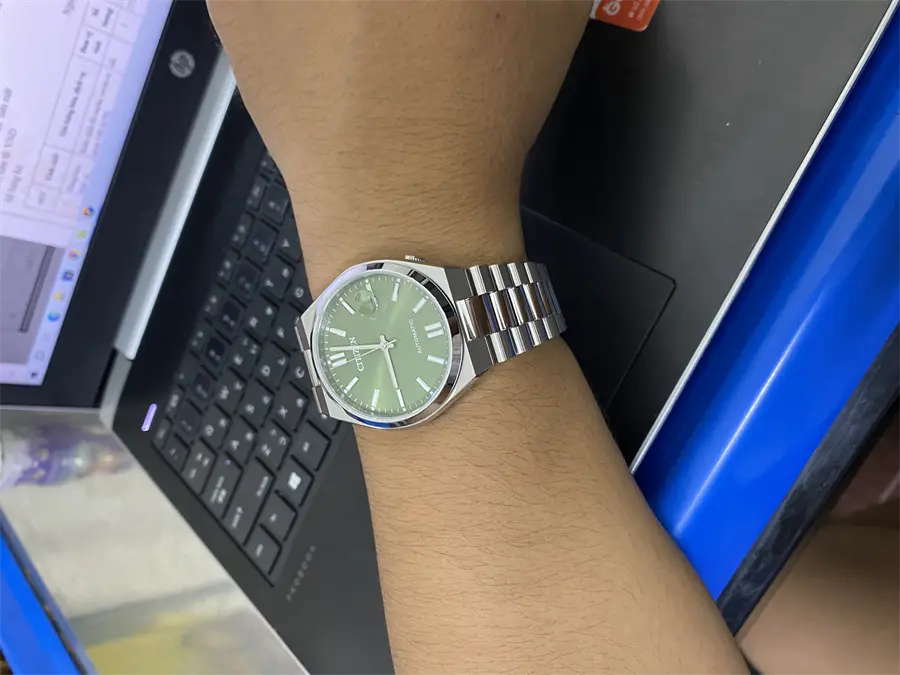 Khách hàng review Đồng hồ Citizen Tsuyosa 40 mm Nam NJ0158-89Z 2