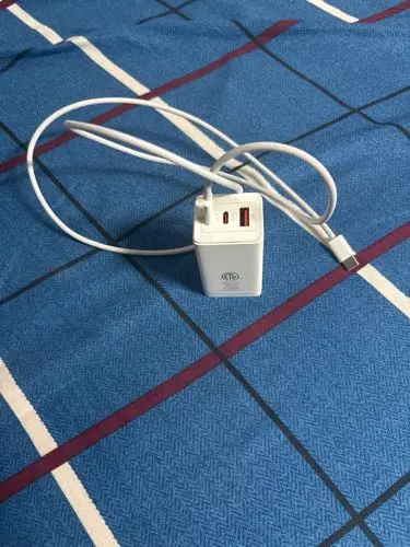 Khách hàng review Bộ Adapter Sạc 3 cổng USB Type C PD QC 3.0 GaN5 kèm Cáp Type C - Type C 1m 65W Baseus CCGAN65S5 1
