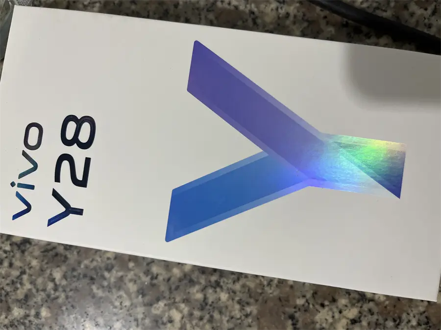 Khách hàng review Điện thoại vivo Y28 8GB/128GB 2