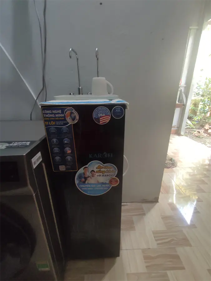 Khách hàng review Máy lọc nước RO nóng nguội lạnh Hydrogen Karofi KAD-X68 11 lõi 6