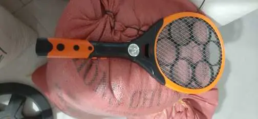Khách hàng review Vợt muỗi Comet CP040 1