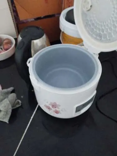 Khách hàng review Nồi cơm nắp gài Kangaroo 1.2 lít KG12RC1 1