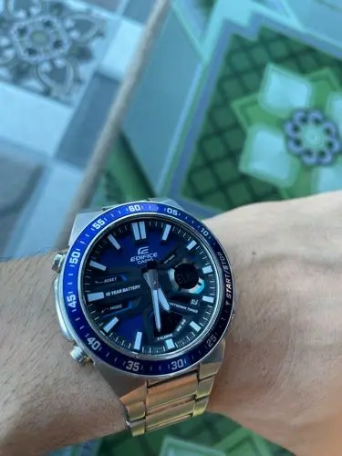 Khách hàng review Đồng hồ EDIFICE CASIO 46.9 mm Nam EFV-C110D-2AVDF 1