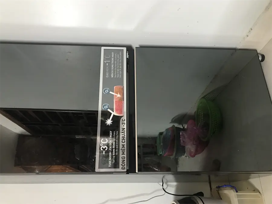 Khách hàng review Tủ lạnh Panasonic Inverter 325 lít NR-BC361VGMV 93