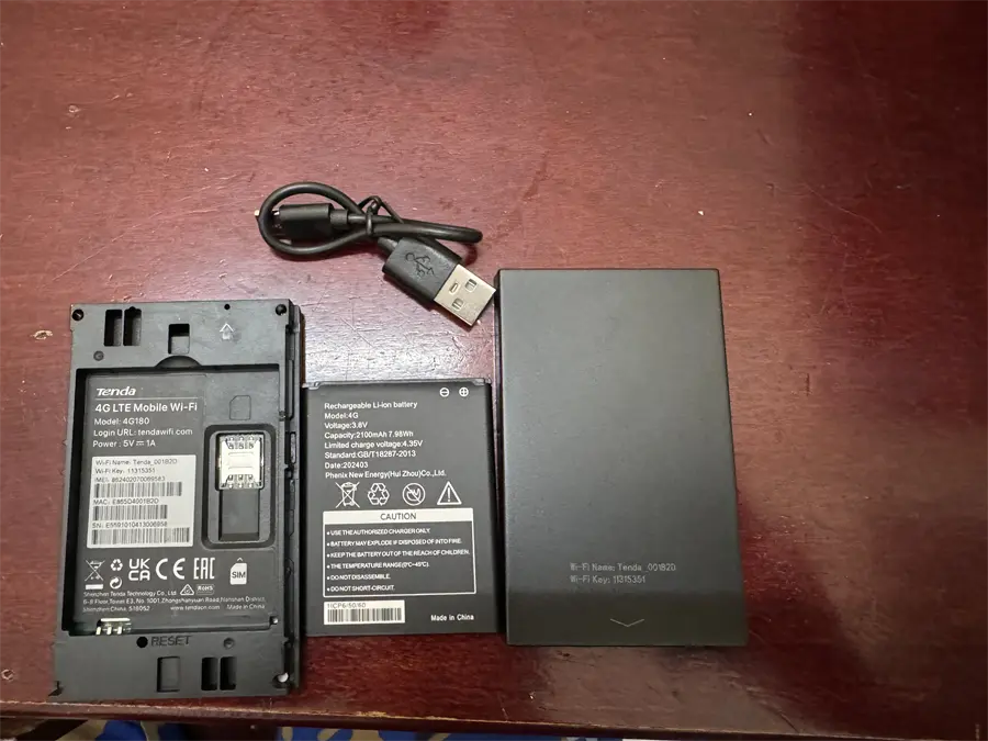 Khách hàng review Bộ phát Wifi di động 4G LTE 286Mbps Tenda 4G180-V4 1