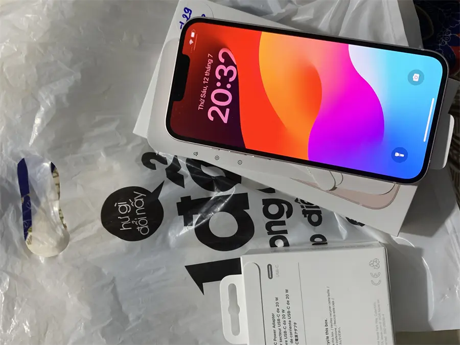 Khách hàng review Điện thoại iPhone 13 128GB 16