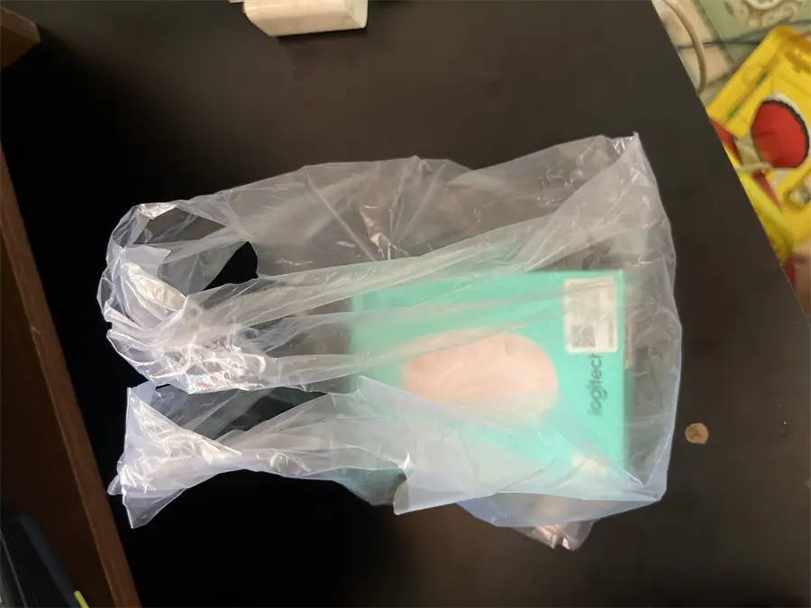 Khách hàng review Chuột Bluetooth Silent Logitech M240 2