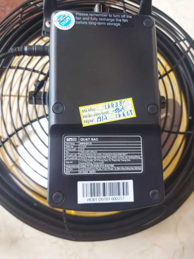 Khách hàng review Quạt sạc điện AC 3 cánh ARF01D113 10W 2