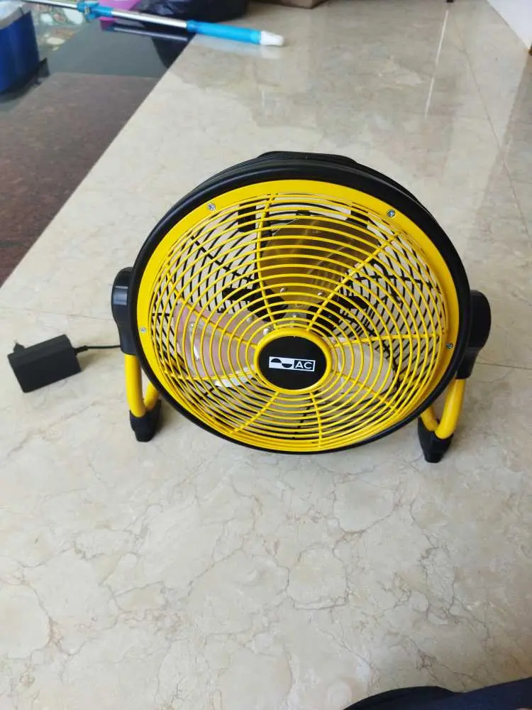 Khách hàng review Quạt sạc điện AC 3 cánh ARF01D113 10W 1