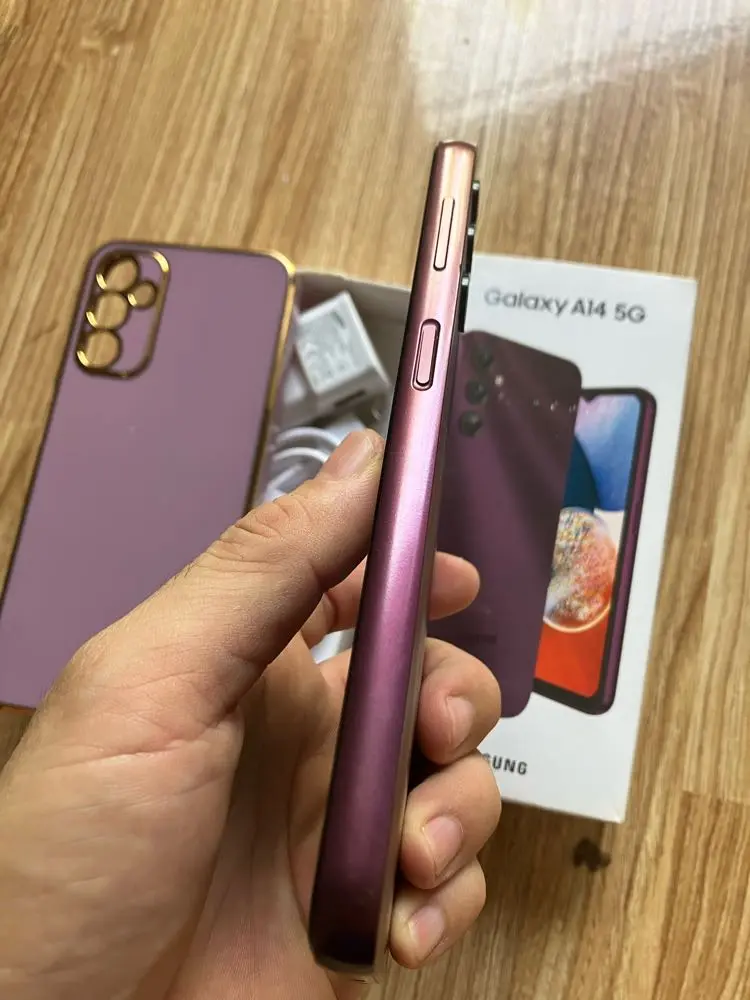 Khách hàng review Điện thoại Samsung Galaxy A14 5G 4GB/128GB 3