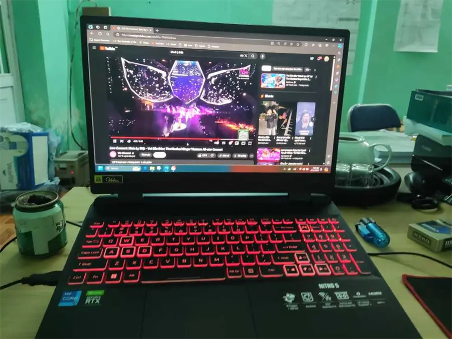 Khách hàng review Laptop Acer Gaming Nitro 5 Tiger AN515 58 769J i7 12700H/8GB/512GB/4GB RTX3050/144Hz/Win11 (NH.QFHSV.003) 1