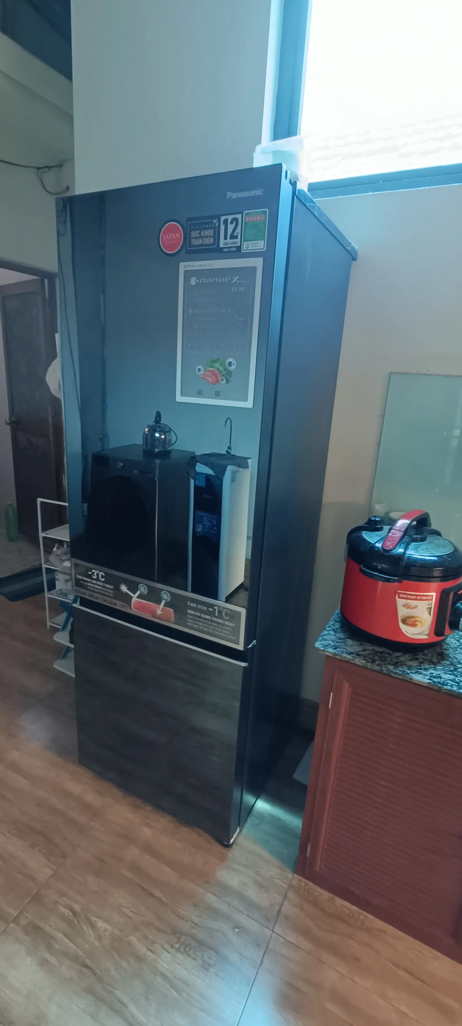 Khách hàng review Tủ lạnh Panasonic Inverter 325 lít NR-BC361VGMV 74