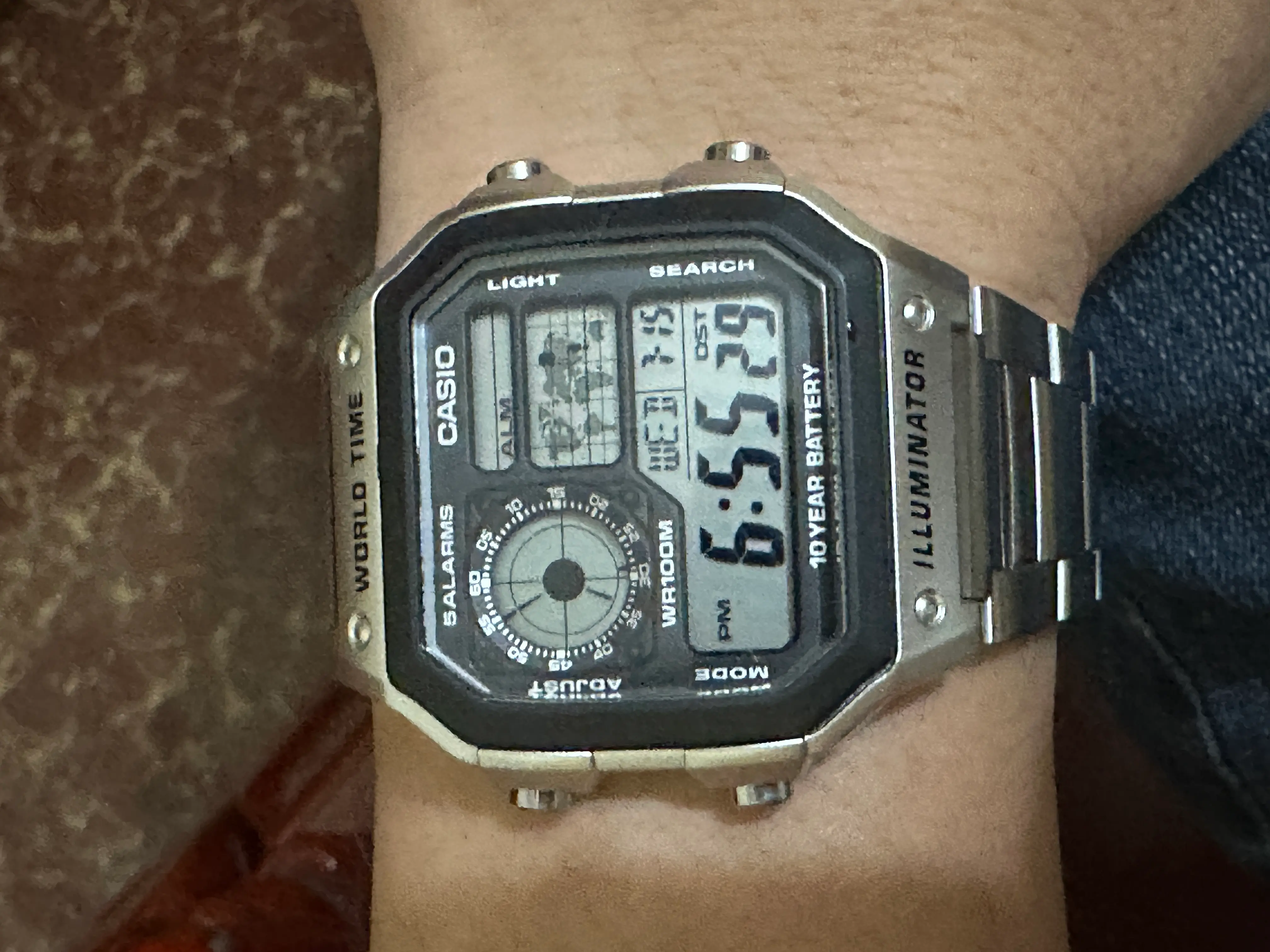 Khách hàng review Đồng hồ CASIO Timeless 45 x 42.1 mm Nam AE-1200WHD-1AVDF 2