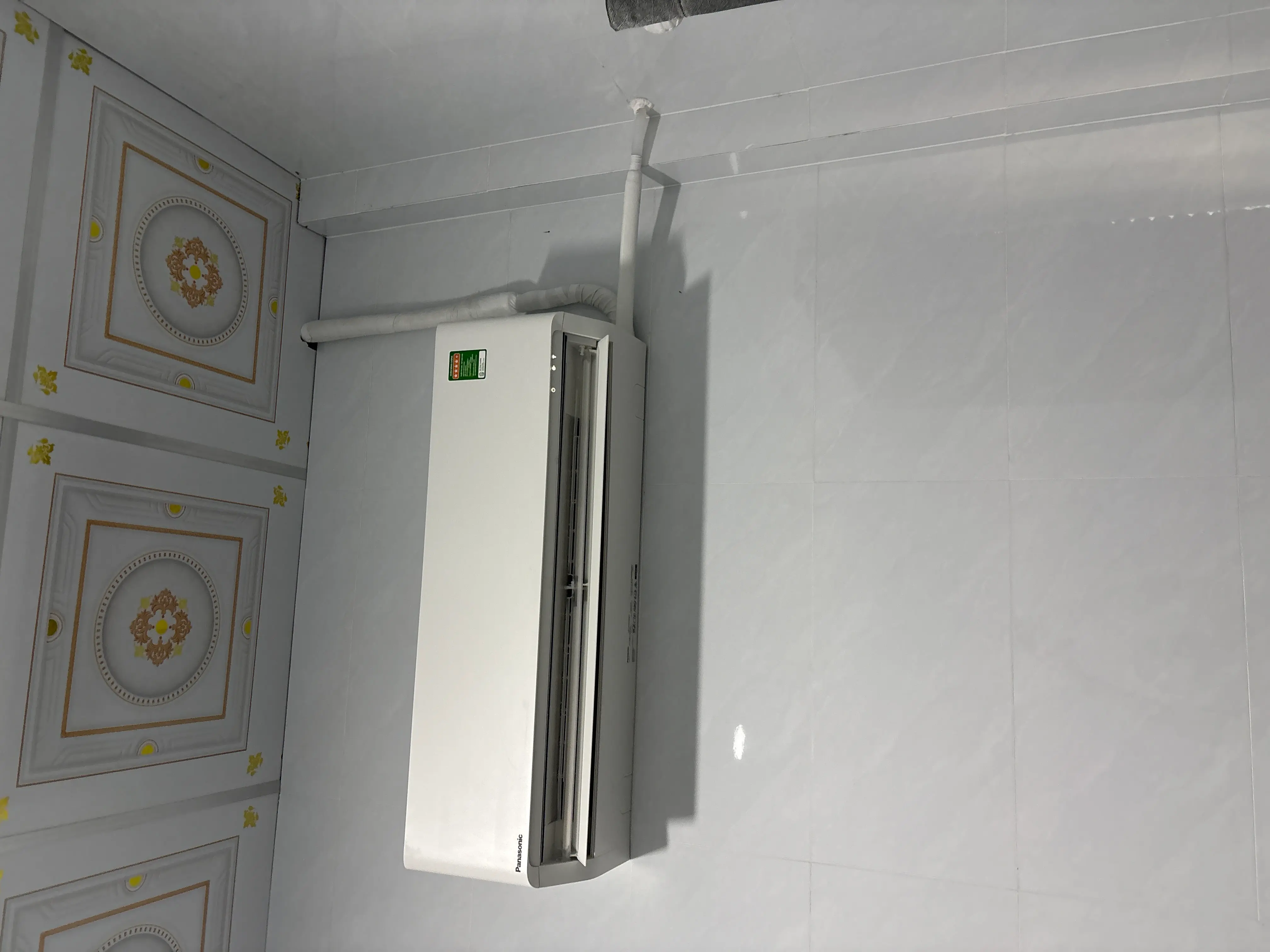 Khách hàng review Máy lạnh Panasonic Inverter 1 HP CU/CS-U9BKH-8 2