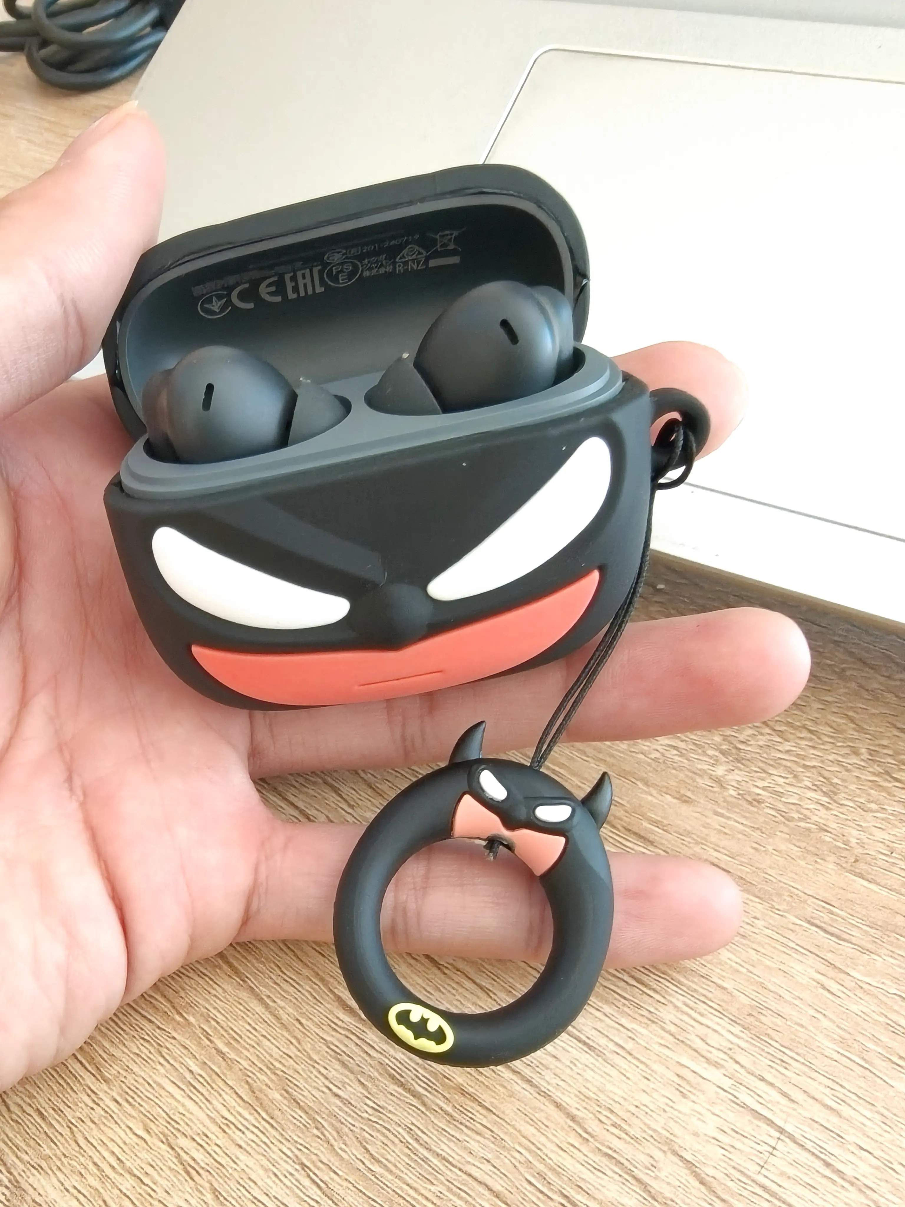 Khách hàng review Tai nghe Bluetooth True Wireless OPPO ENCO Buds 3 Pro ETEK1 2