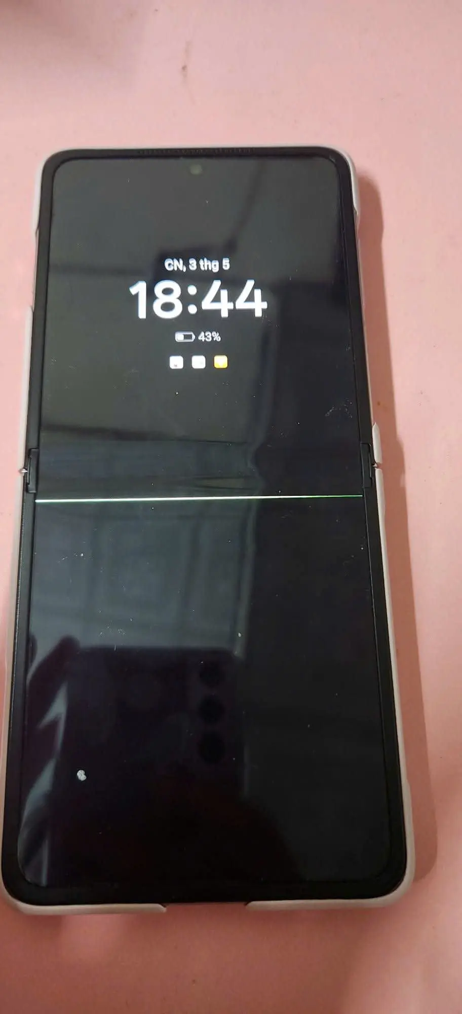 Khách hàng review Điện thoại OPPO Find N3 Flip 5G 12GB/256GB Hồng 1