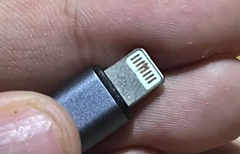 Khách hàng review Cáp sạc nhanh và truyền dữ liệu Type-C - Lightning 27W 1m Xmobile LCL-04 1