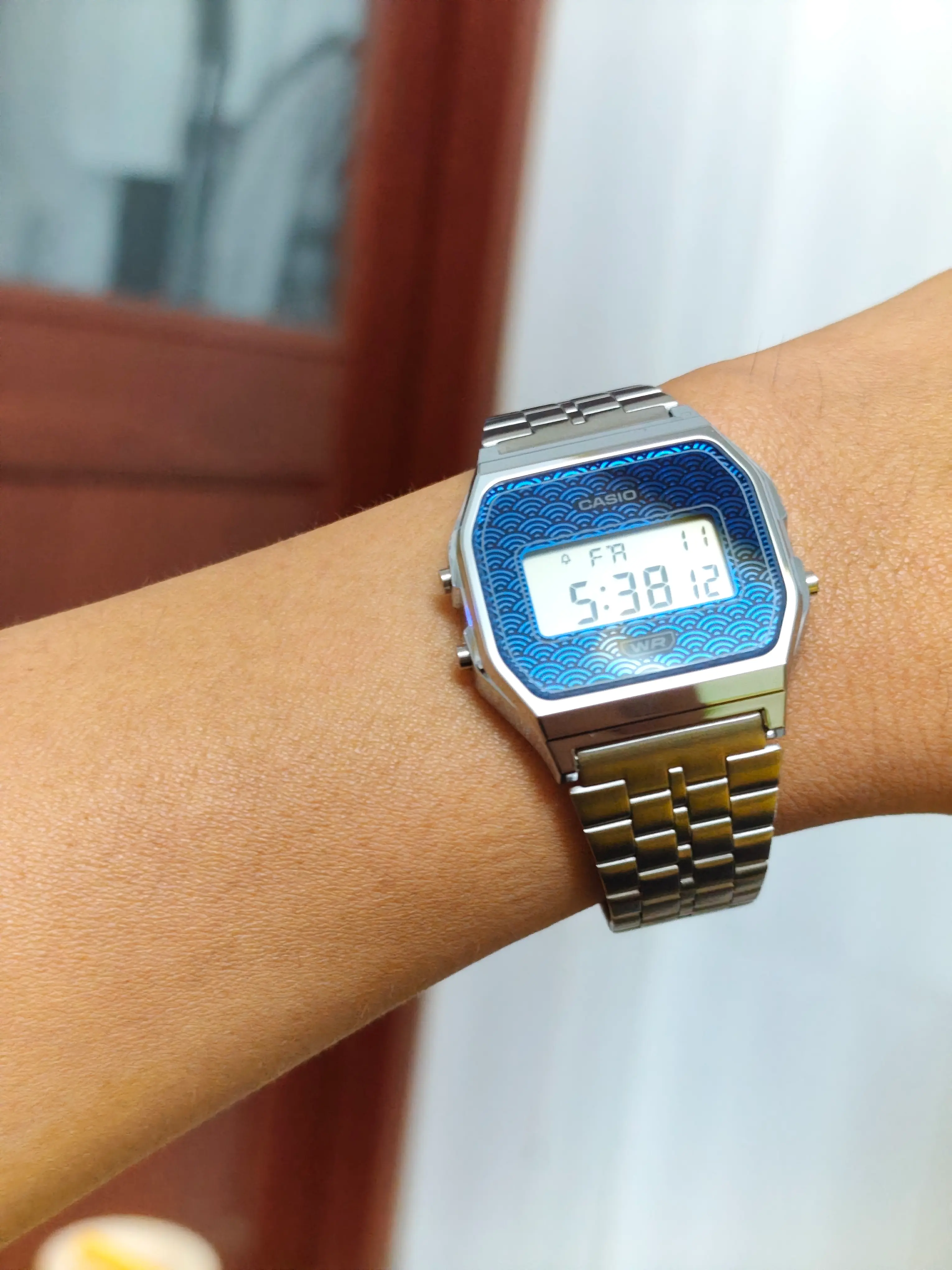 Khách hàng review Đồng hồ Casio Vintage 33.2 mm Unisex A159WEVJ-2DR 2