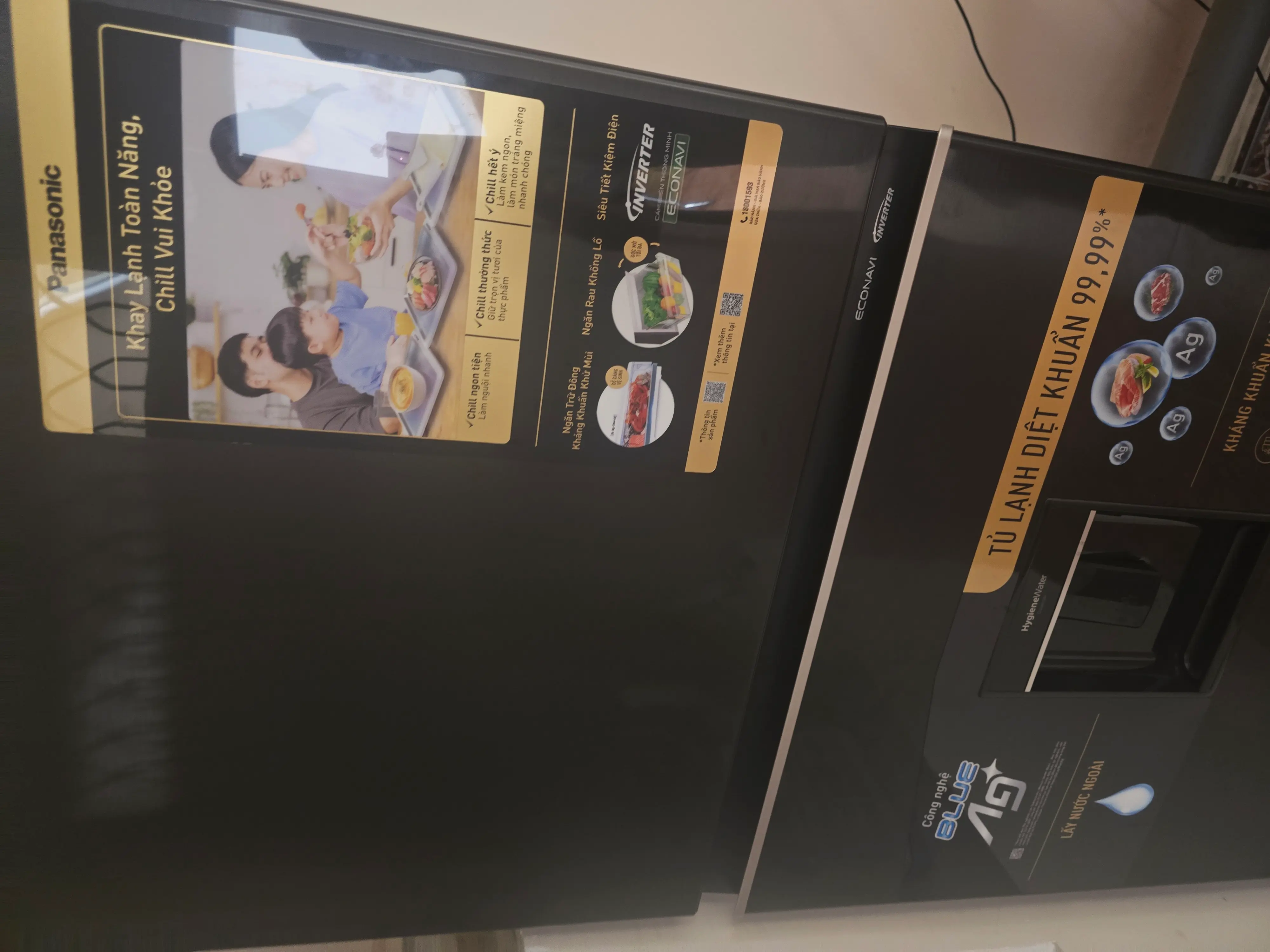 Khách hàng review Tủ lạnh Panasonic Inverter 366 lít NR-TL381GVKV 3