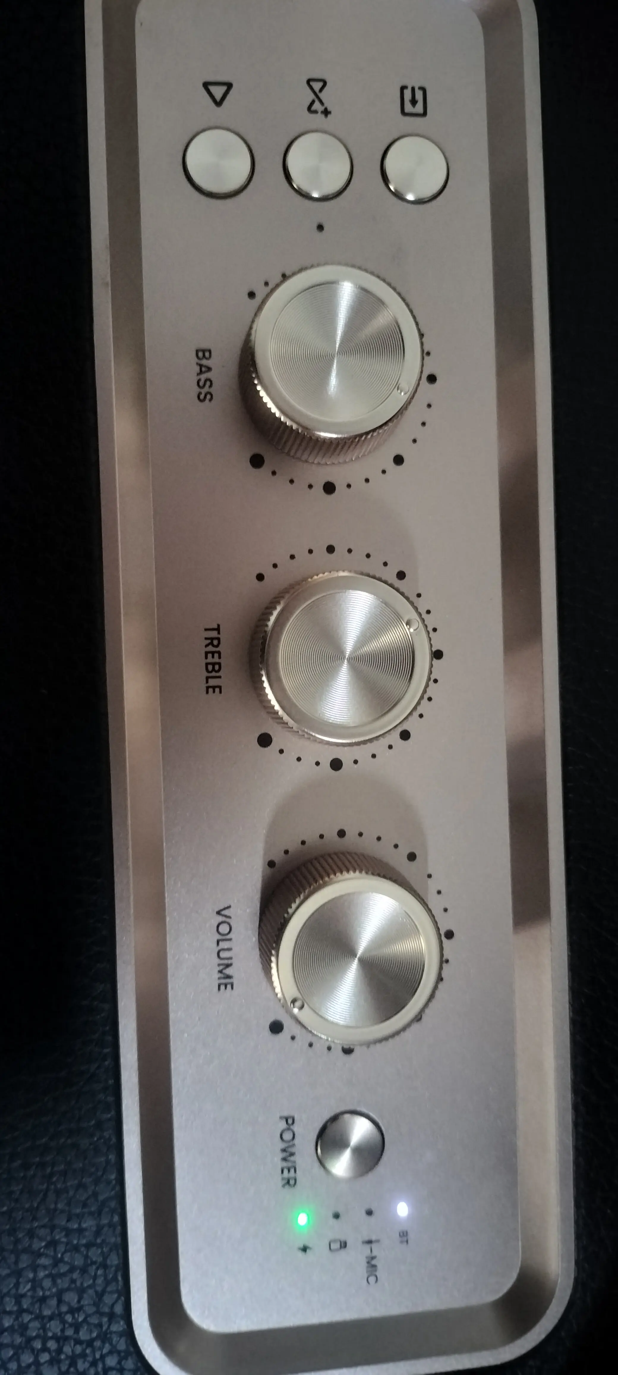 Khách hàng review Loa Bluetooth Alpha Works AW-W89 3