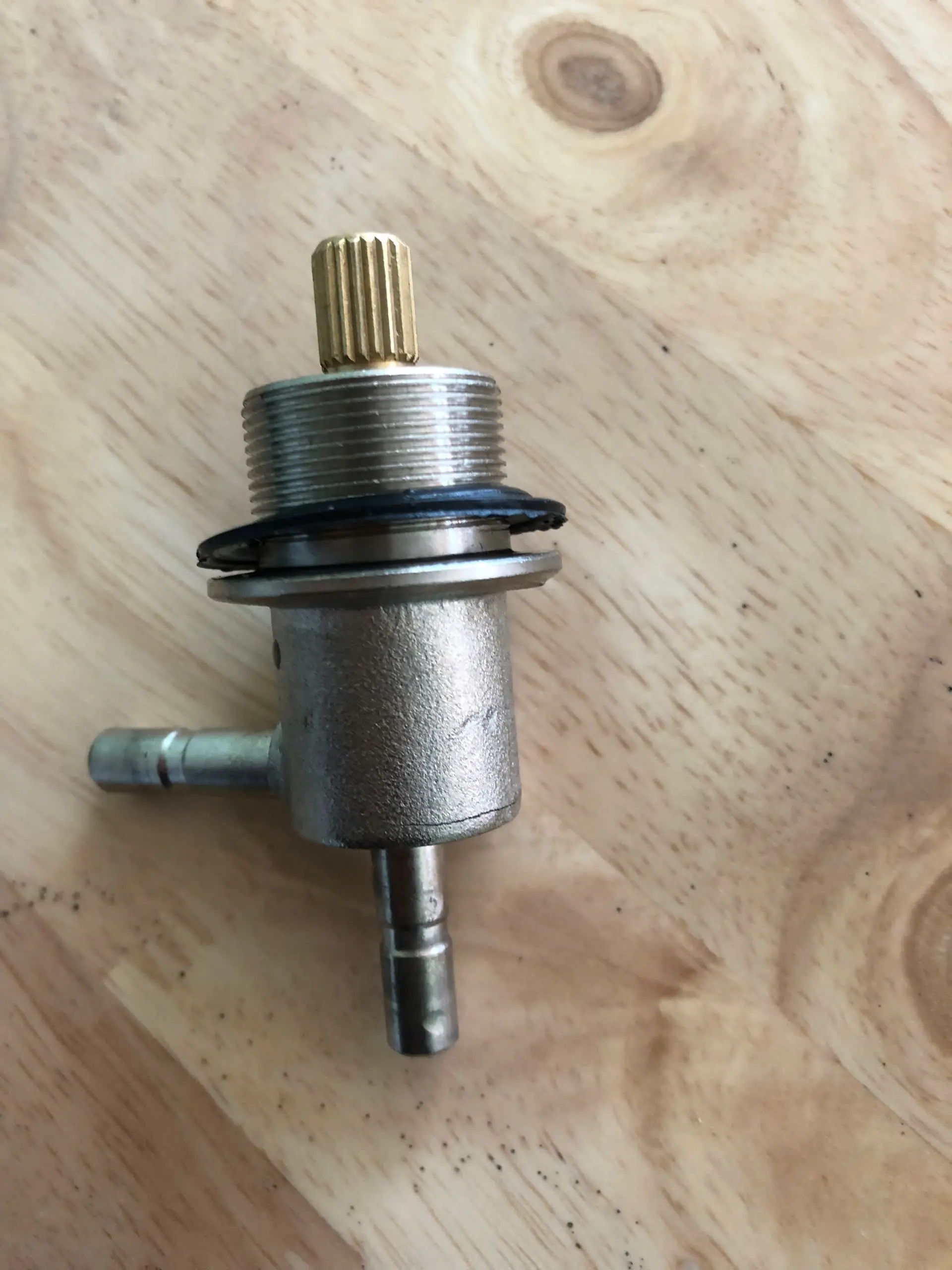 Khách hàng review Máy lọc nước RO nóng nguội lạnh Hydrogen Hòa Phát HPN666 11 lõi 2