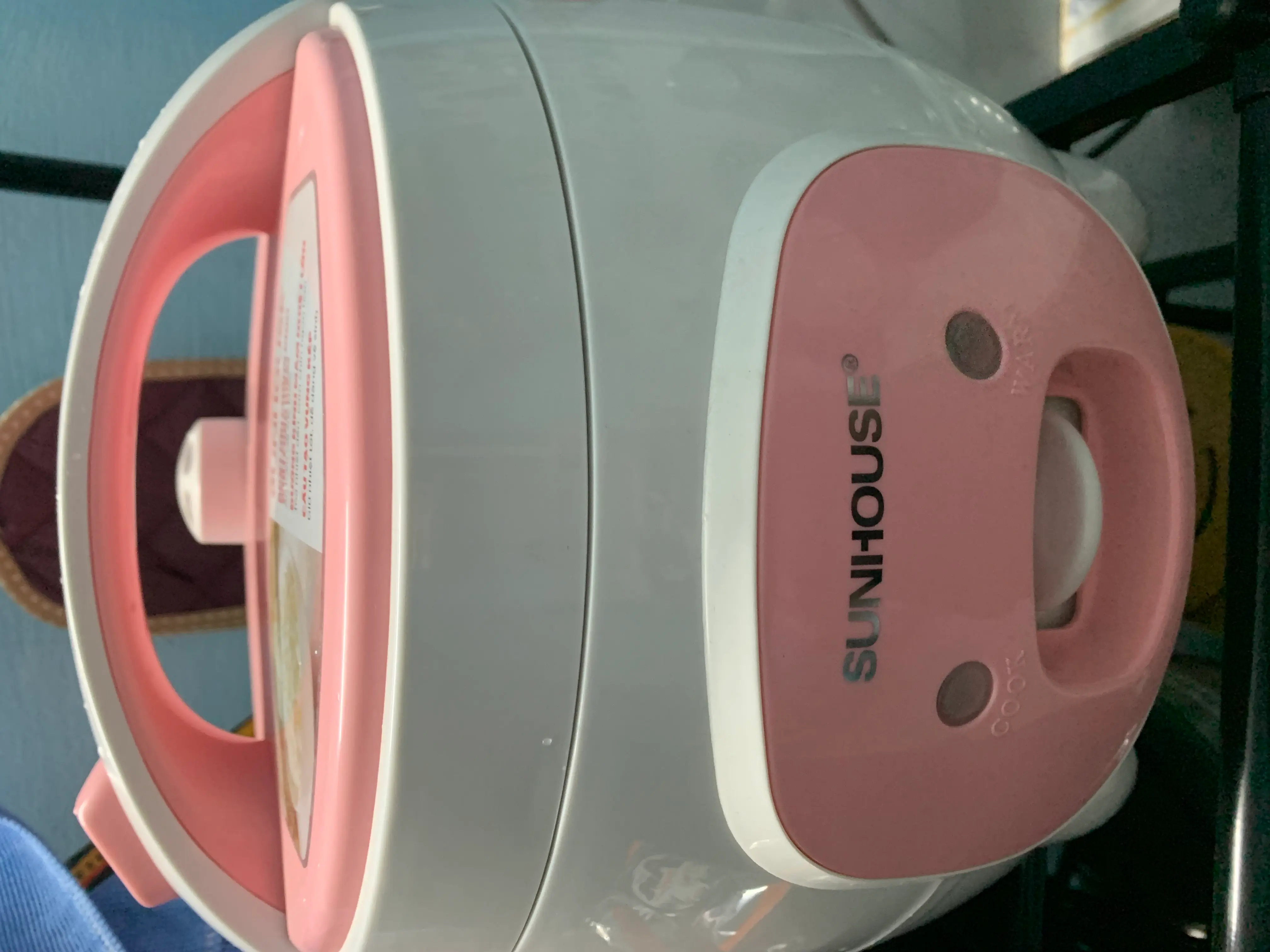 Khách hàng review Nồi cơm nắp gài Sunhouse 1.2 lít SHD8217W 2