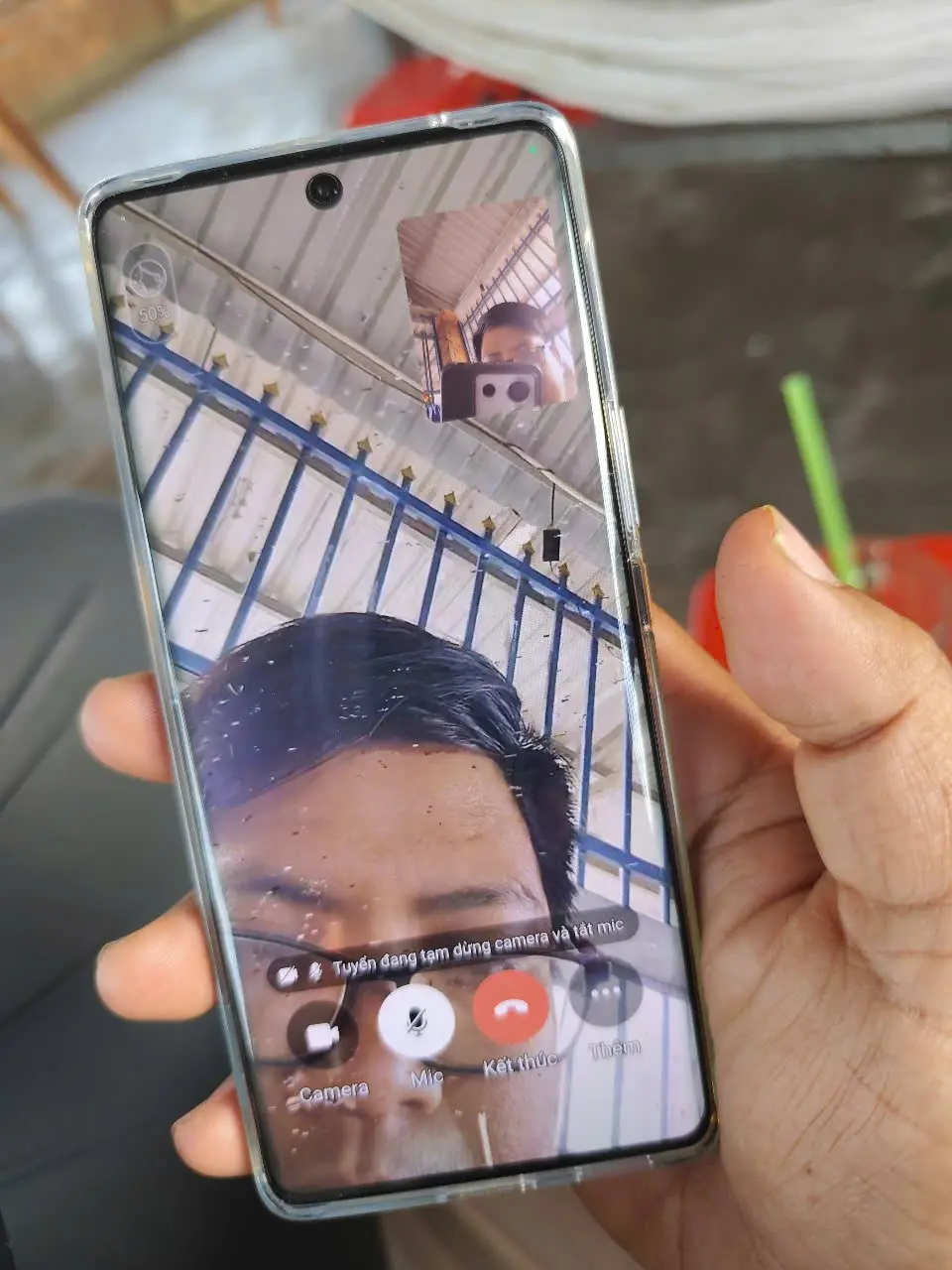 Khách hàng review Điện thoại vivo V30e 5G 12GB/256GB 1