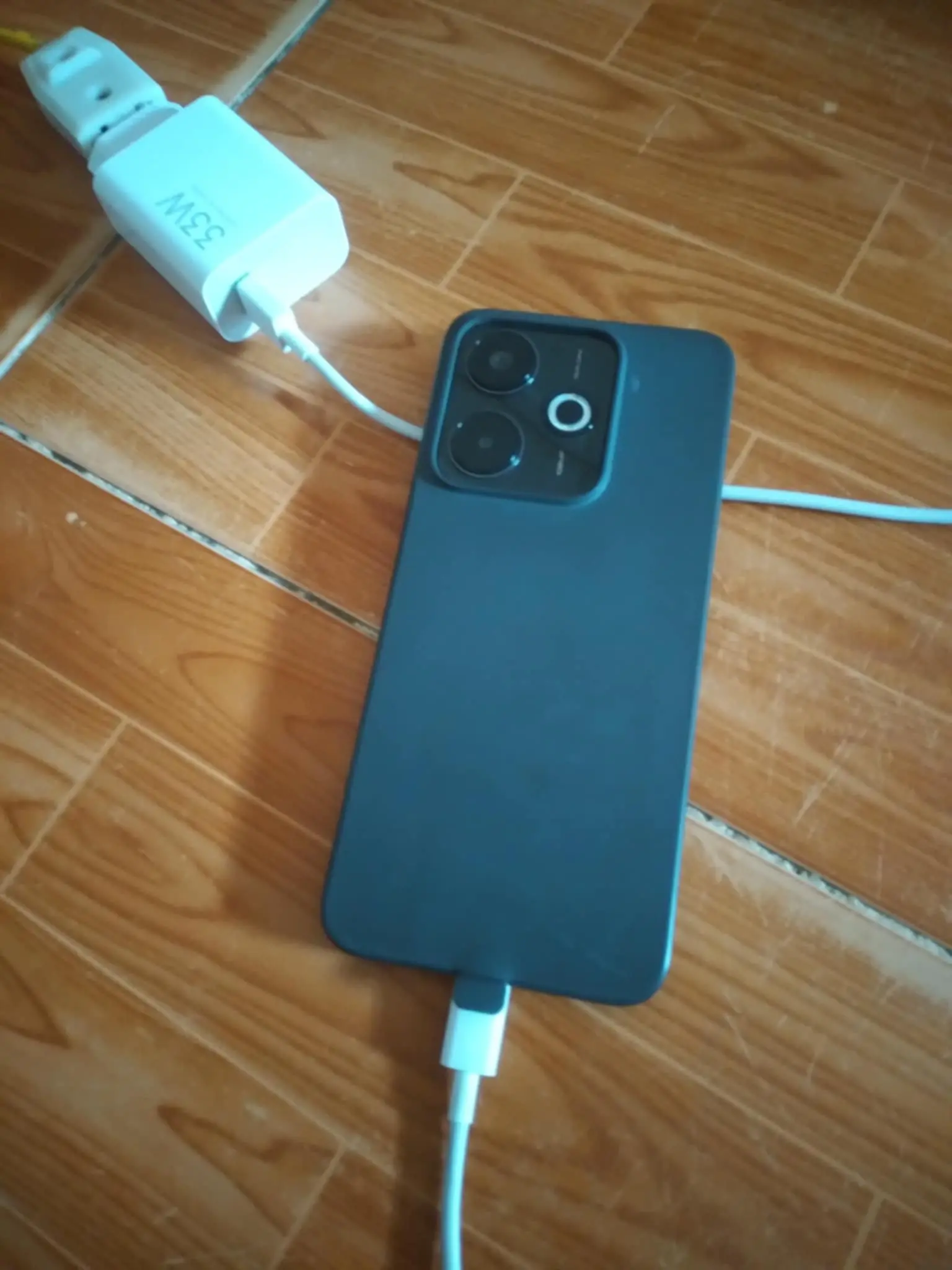 Khách hàng review Điện thoại Xiaomi Redmi 13x 8GB/128GB 2