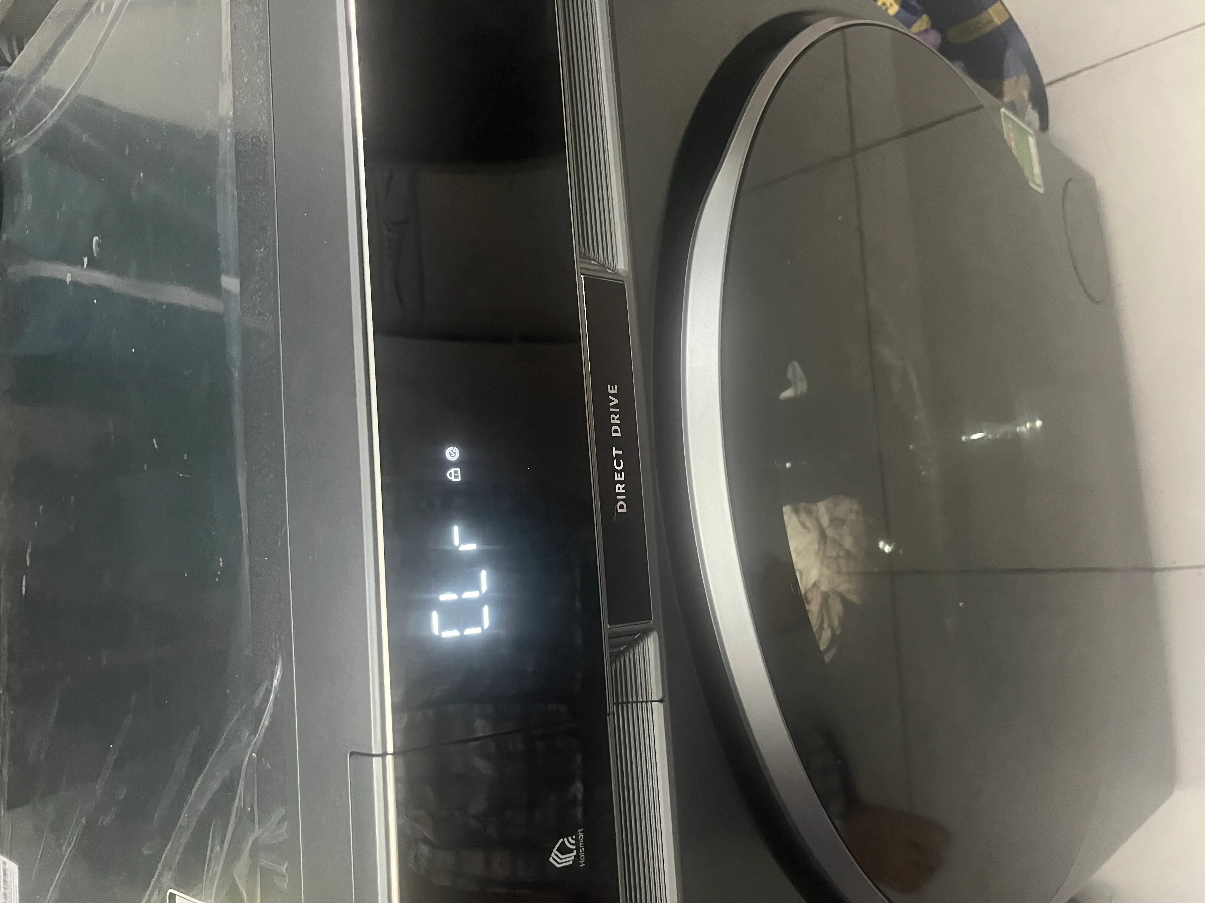 Khách hàng review Máy giặt Haier Inverter 10 kg HW100-B14387GNU1 2
