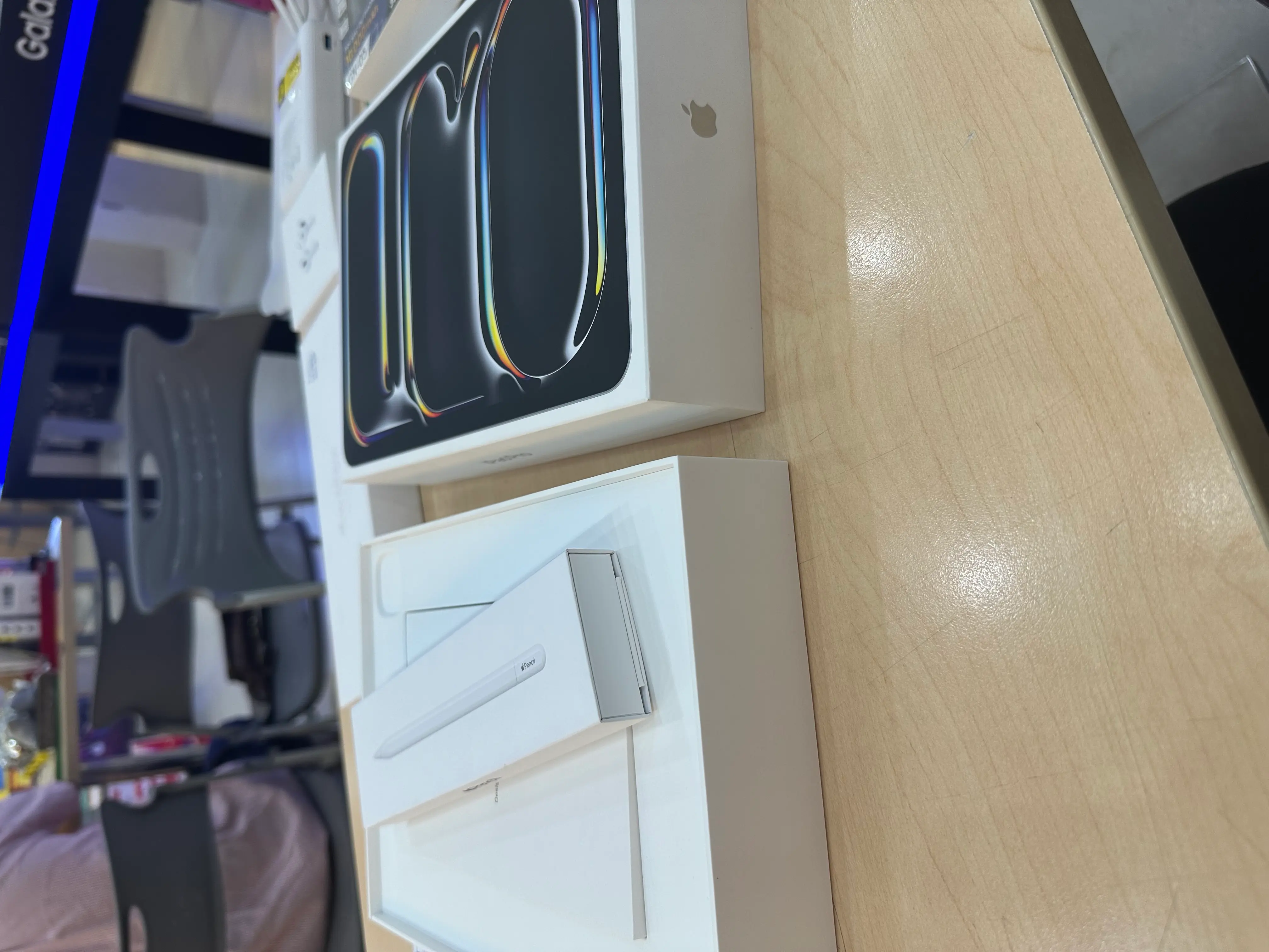 Khách hàng review Máy tính bảng iPad Pro M5 11 inch WiFi 256GB 2