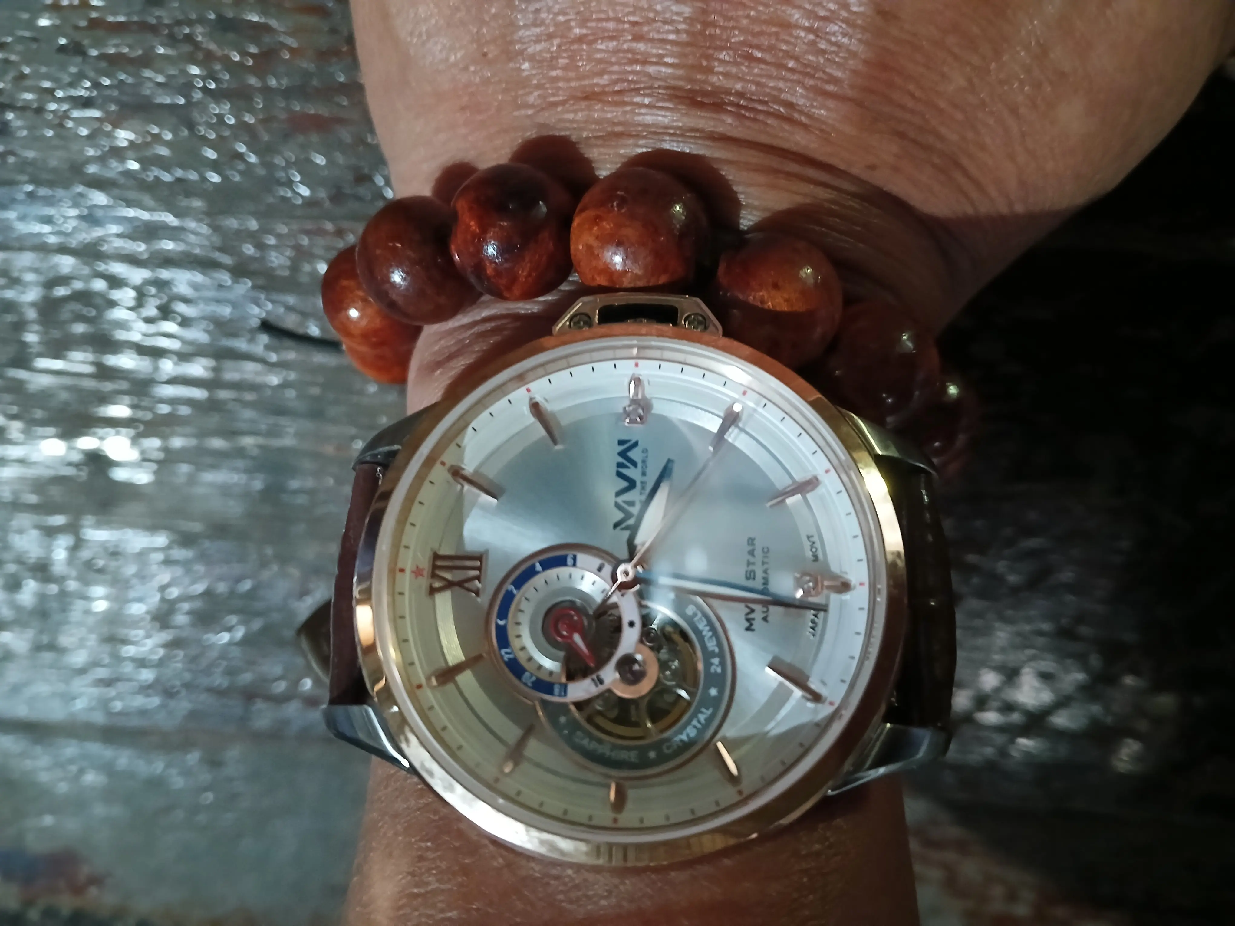 Khách hàng review Đồng hồ MVW Star 41.5 mm Nam MLA004-02N 4