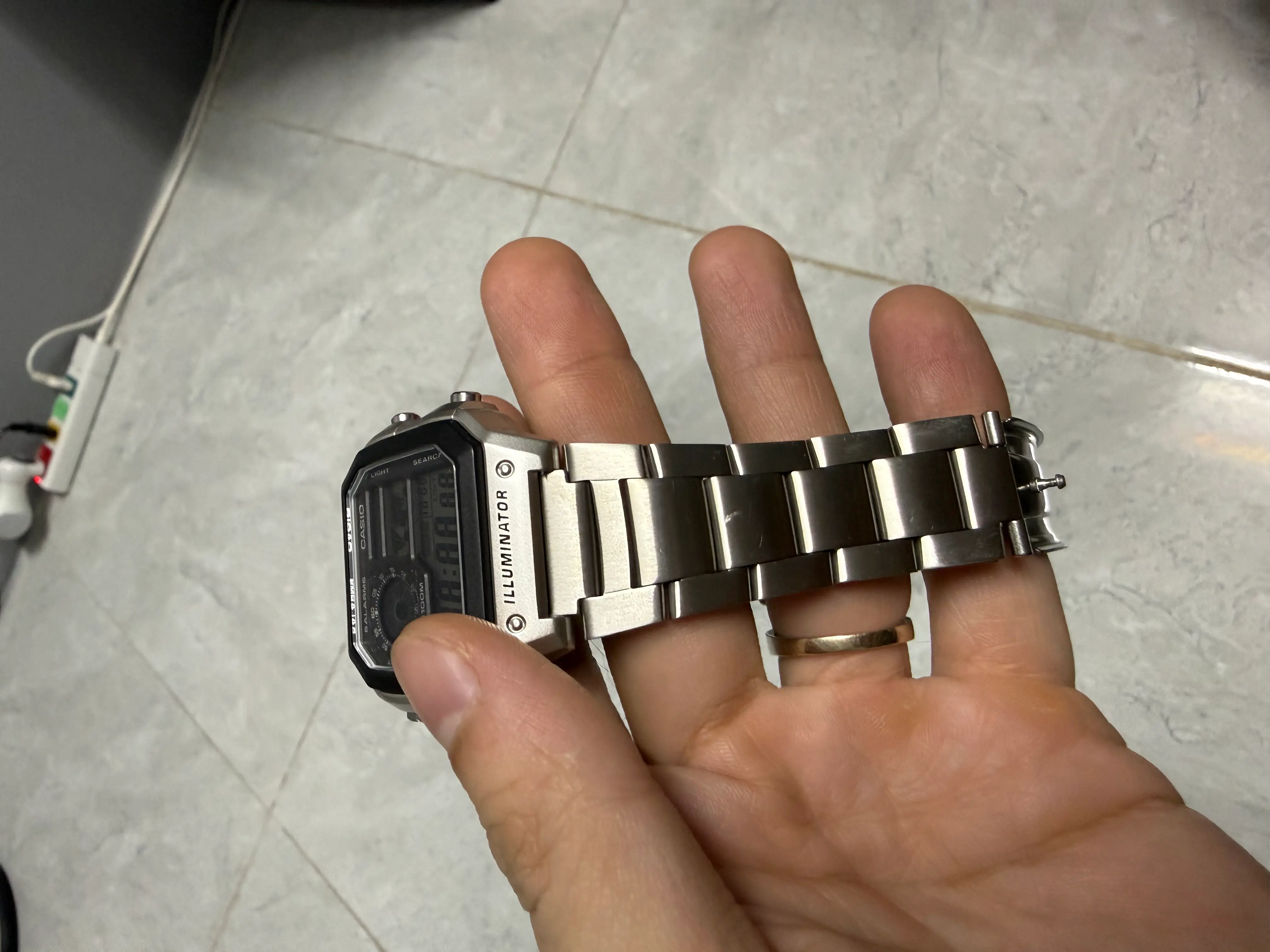 Khách hàng review Đồng hồ CASIO Timeless 45 x 42.1 mm Nam AE-1200WHD-1AVDF 2
