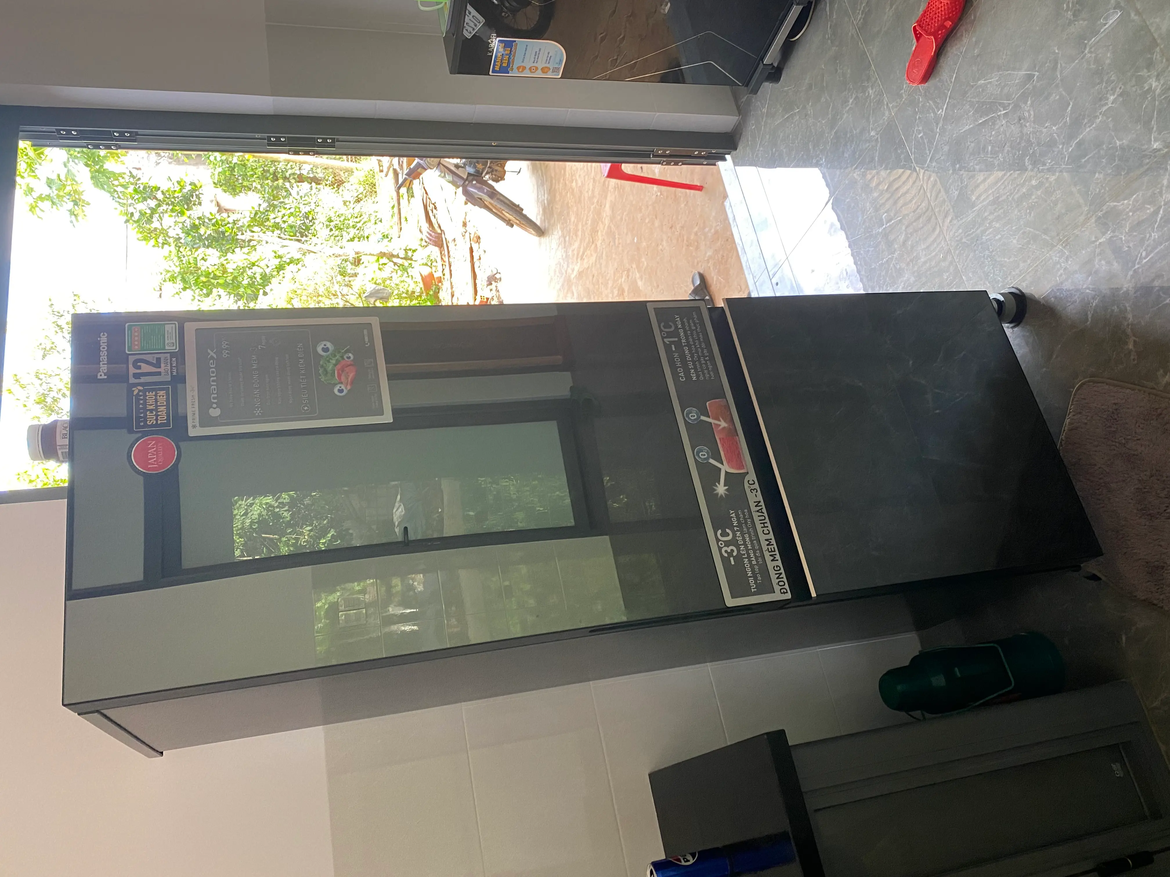 Khách hàng review Tủ lạnh Panasonic Inverter 325 lít NR-BC361VGMV 49
