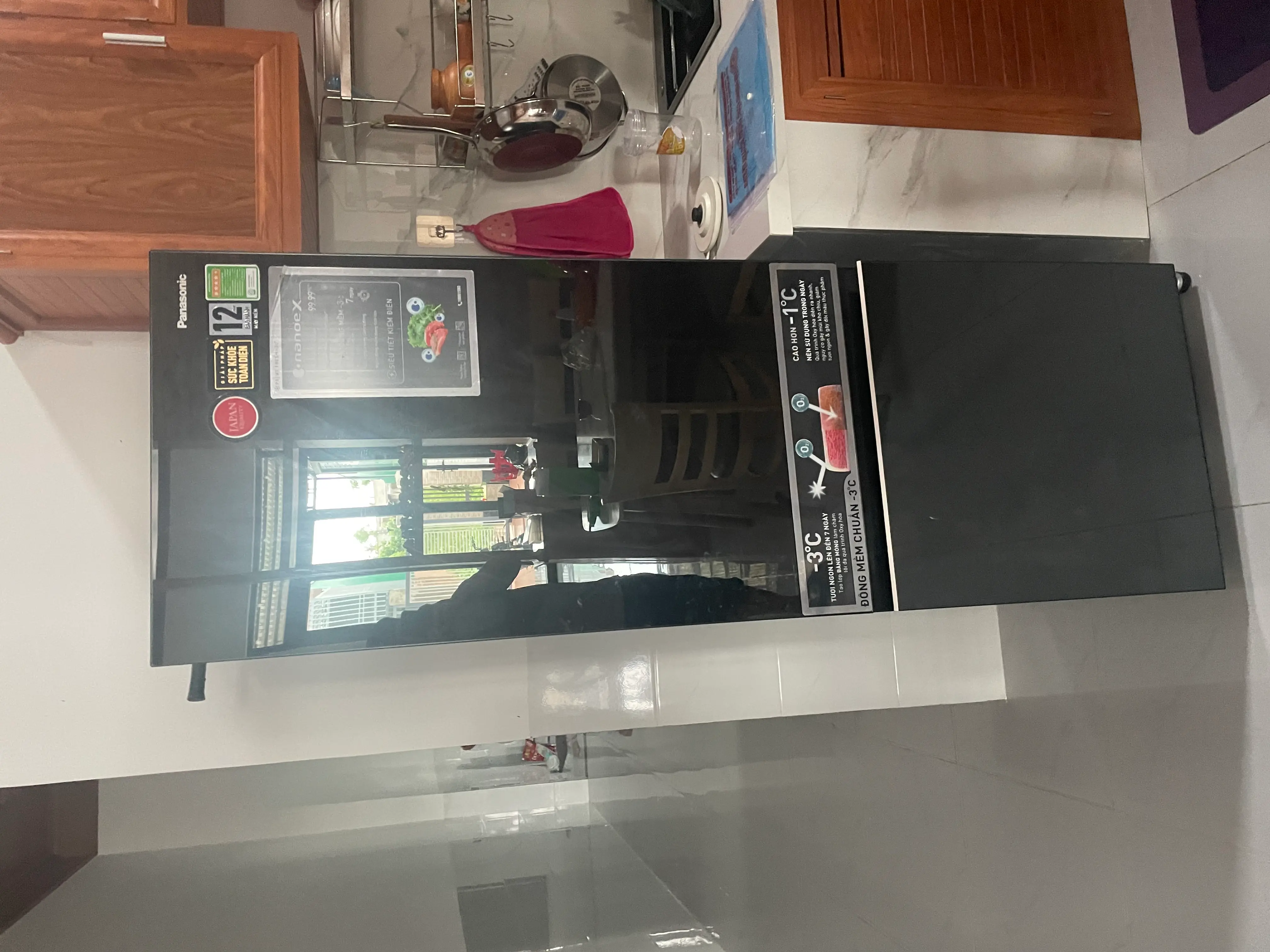Khách hàng review Tủ lạnh Panasonic Inverter 325 lít NR-BC361VGMV 36