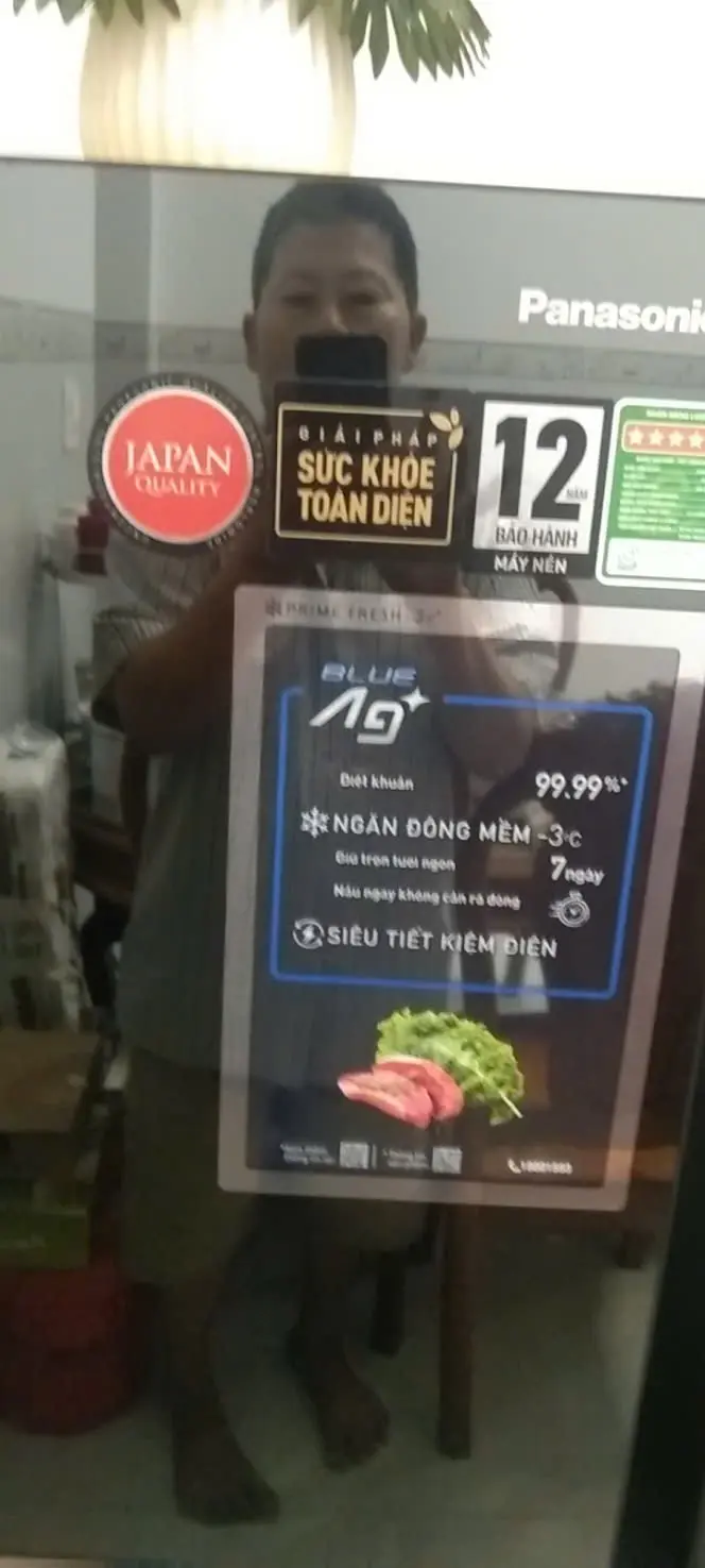 Khách hàng review Tủ lạnh Panasonic Inverter 255 lít NR-BV281BGMV 1