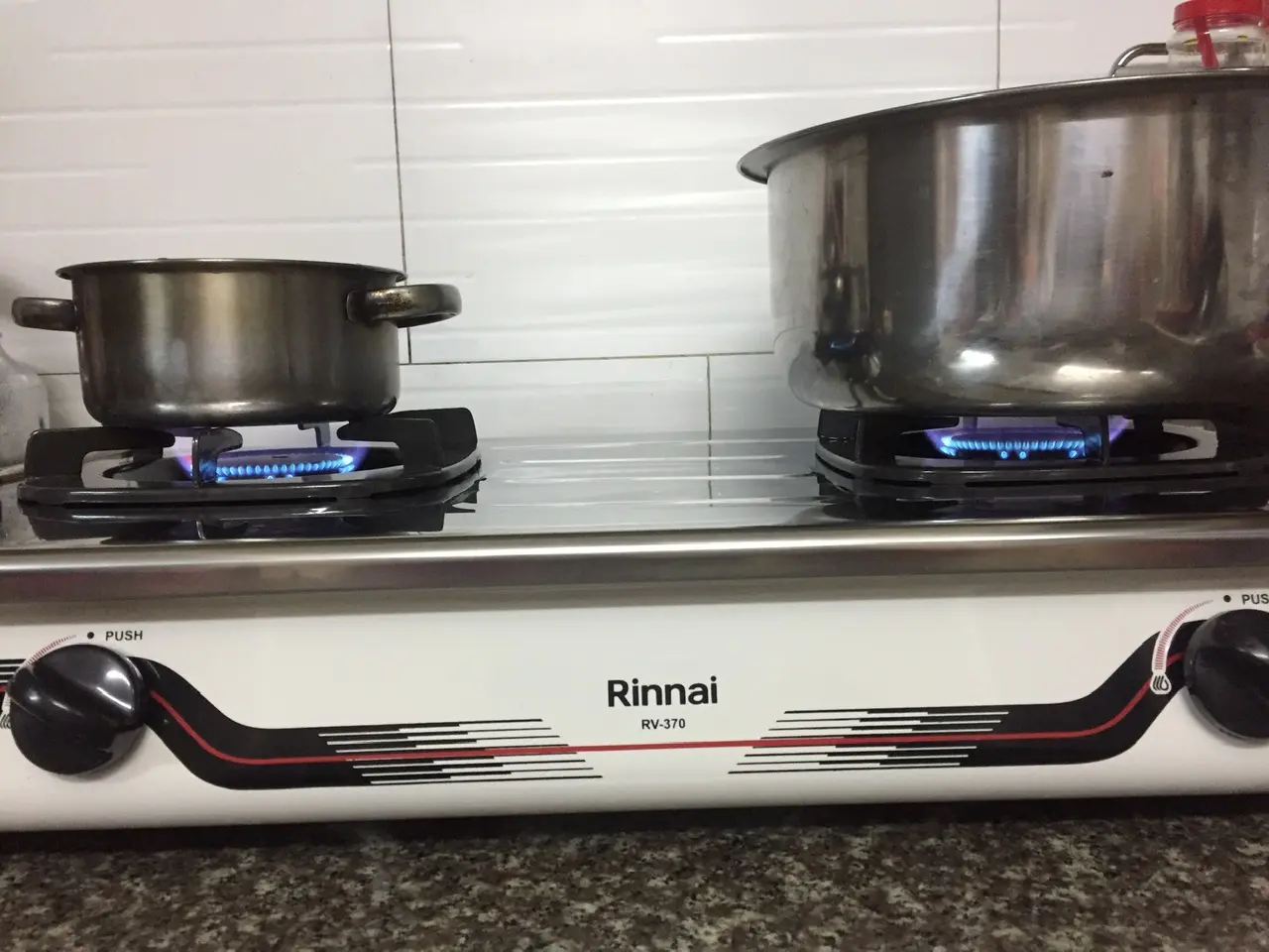 Khách hàng review Bếp gas đôi Rinnai RV-370(SM)N 3