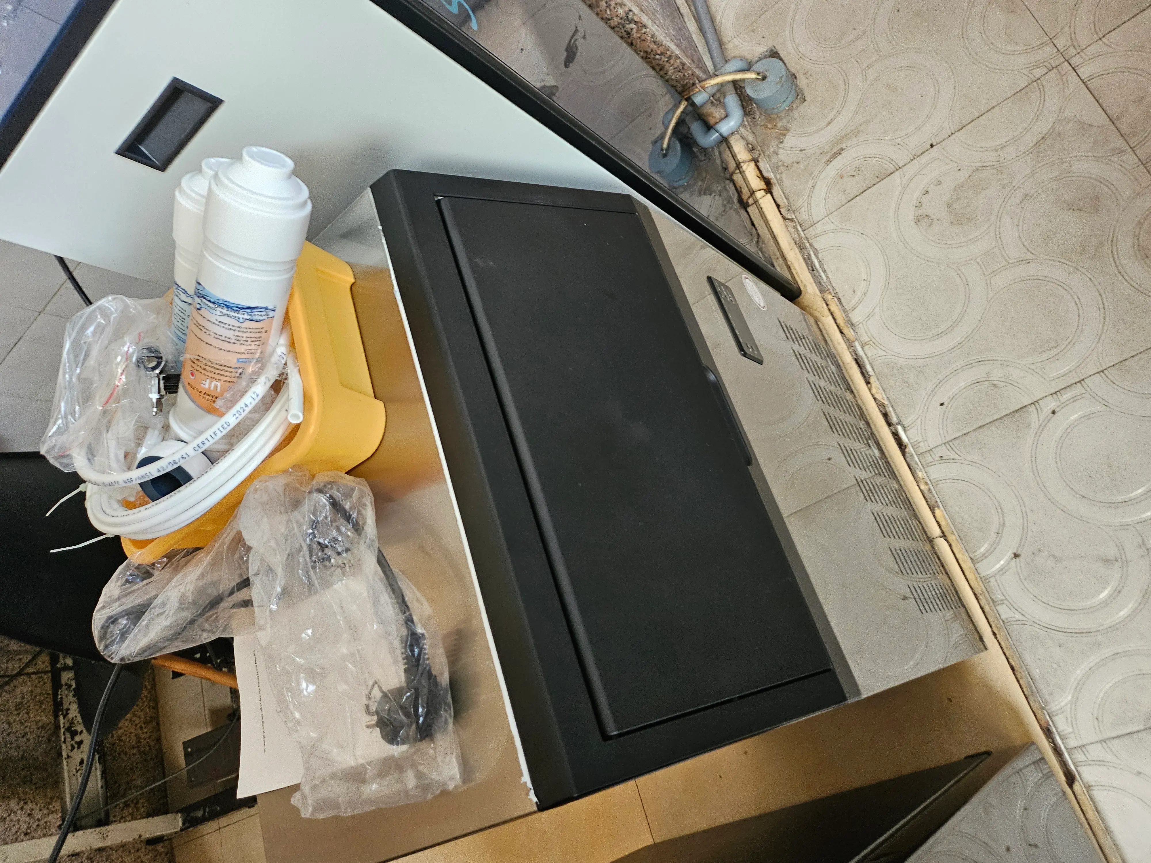 Khách hàng review Máy làm đá lọc nước UF FUJIHOME IM70C 1