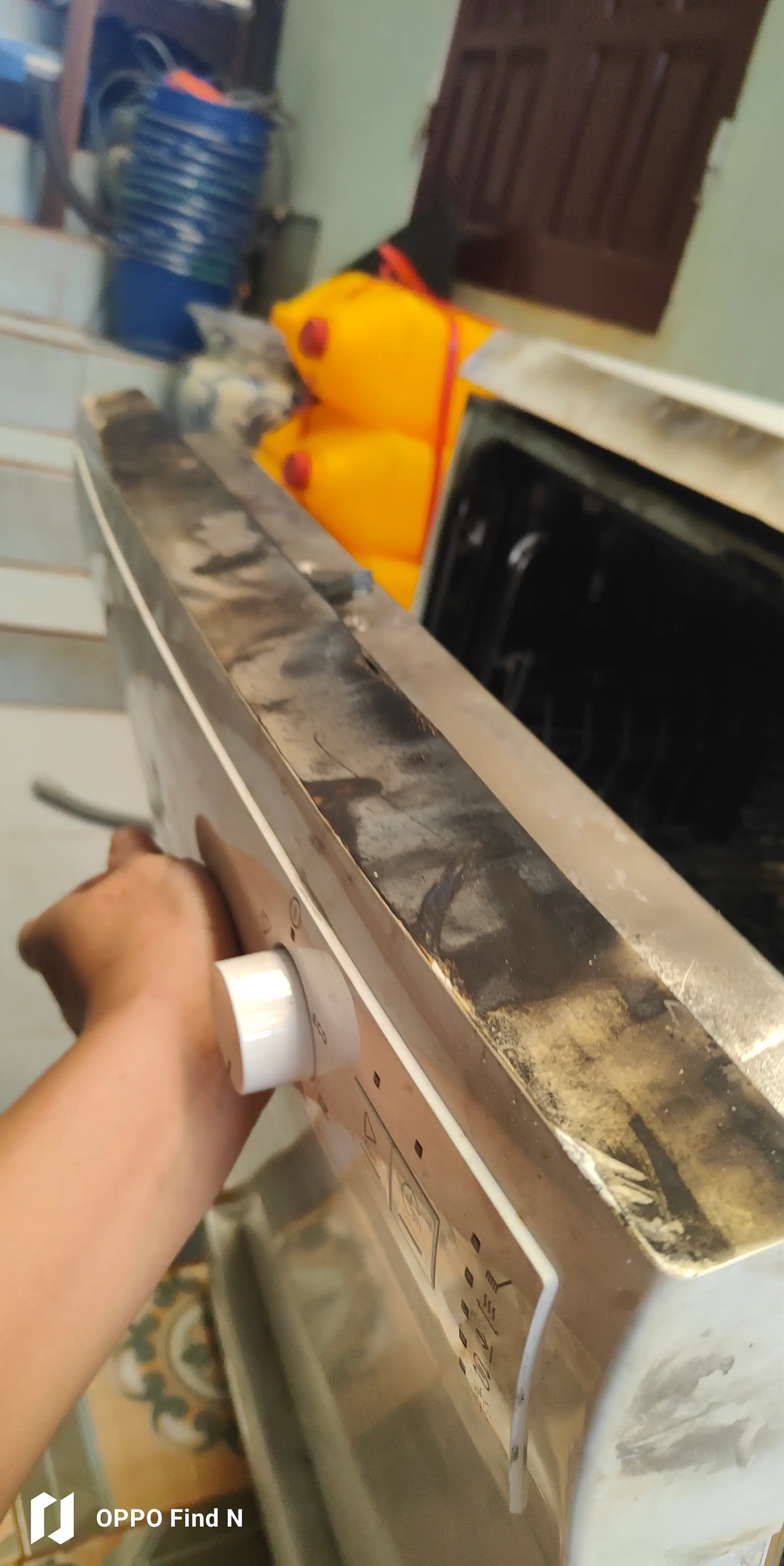 Khách hàng review Máy rửa chén độc lập Electrolux ESF5206LOW 2