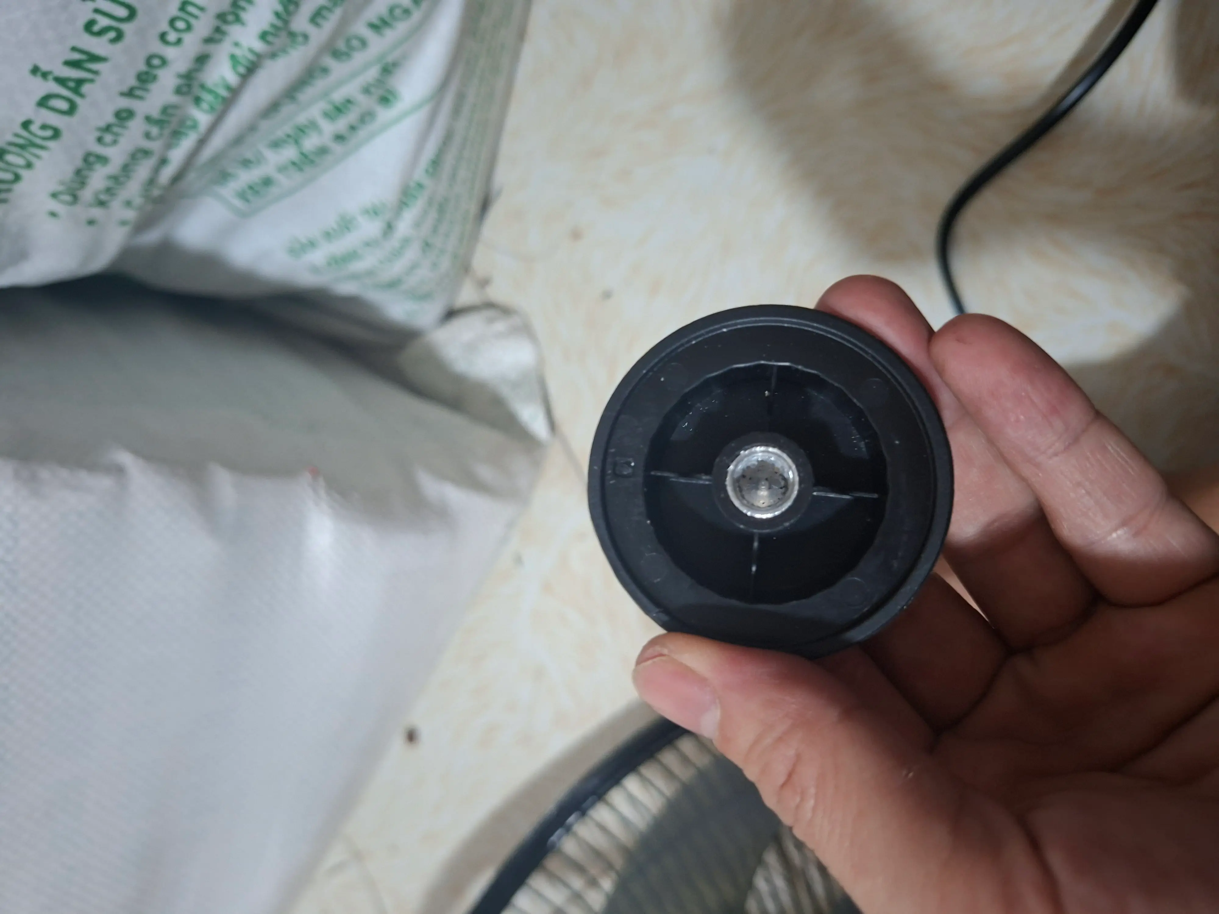 Khách hàng review Quạt cây Midea 7 cánh FS40-24EVN(K) 50W 1